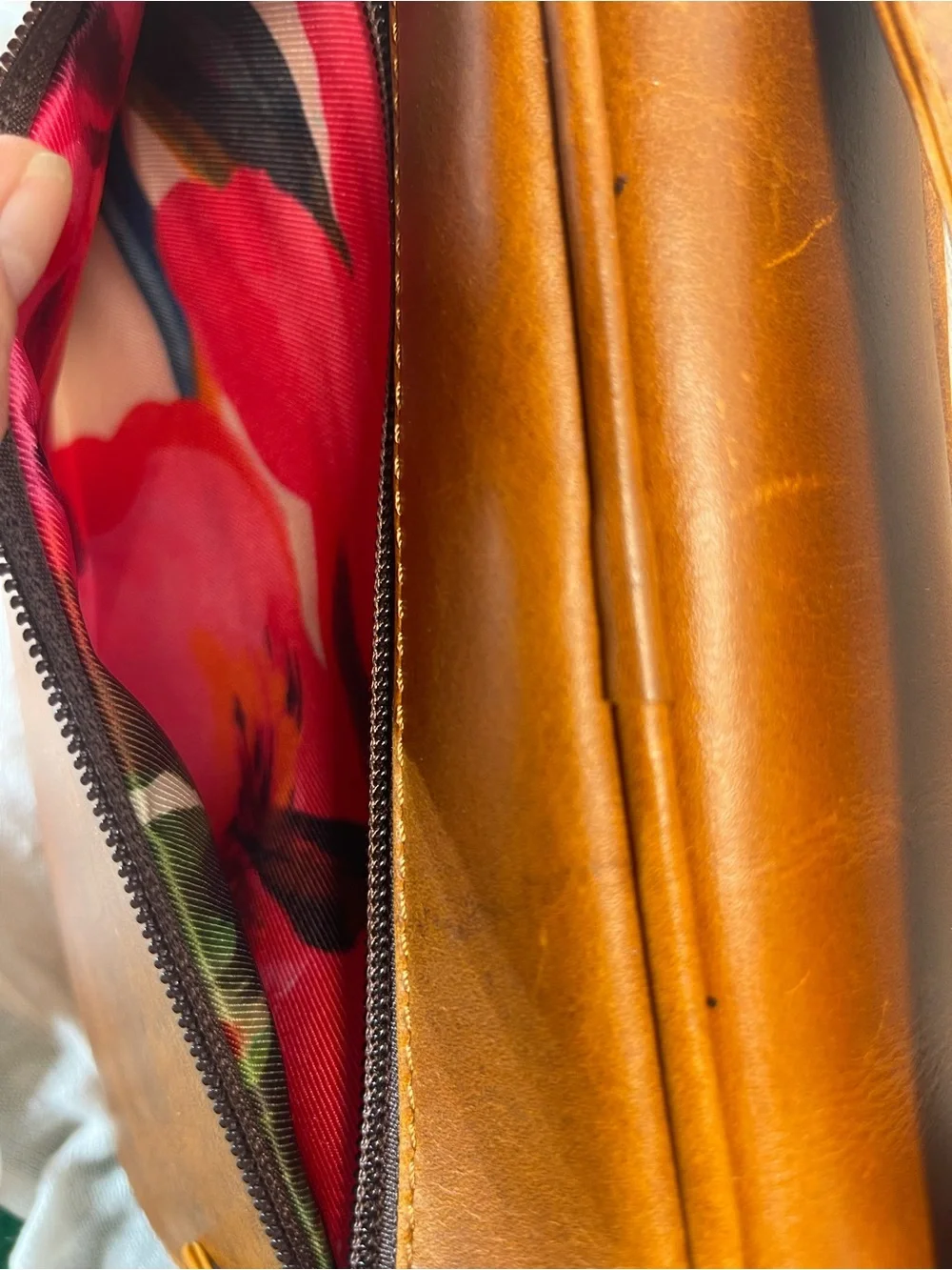 NWT Elizo Premium Full Grain Leather Bible Case Organizer Cognac Brown Floral